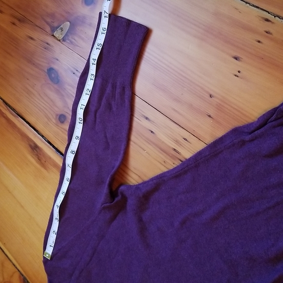 Sweater - Picture 2 of 5